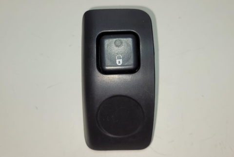 Moldura Com Botão Trava Porta Peugeot 207 2012 Original