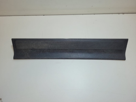 Soleira Porta Tras. Direita cor Grafite S10 2011 93225180