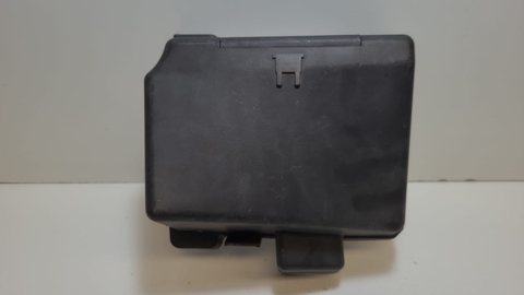 Tampa Caixa Fusível Peugeot 206 9640866580