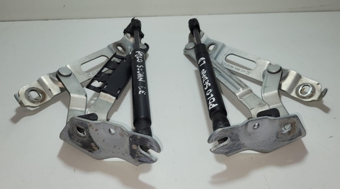 Par Amortecedor Tampa Traseira Polo Sedan 1998 6K5827302