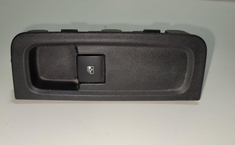 Botão Vidro Elétrico Traseiro Direito Onix 2016/19 94773048