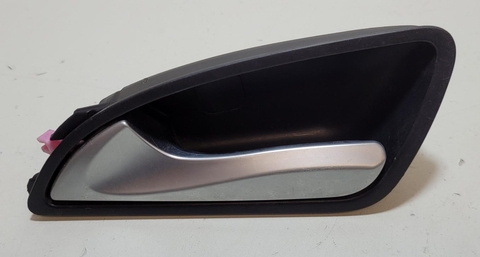 Maçaneta Interna Traseira Lado Esq. Hb20 2016 82611HR000