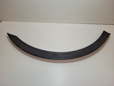 Moldura Acabamento Paralama Tras. Lado Esquerdo Saveiro G4