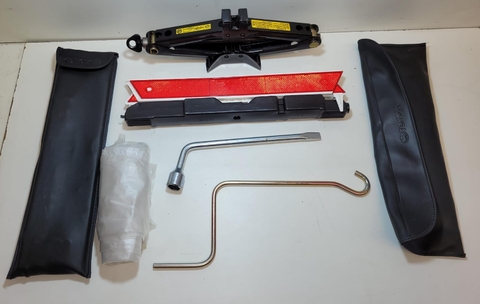 Kit Macaco Toyota Fielder 2005