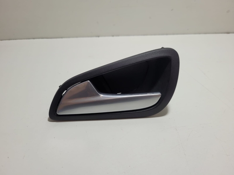 Maçaneta Interna Diant. Lado Esquerdo Focus 2014 AM51U22601