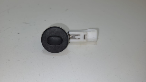 Botão Abertura Porta Malas Etios Hatch 2015 Usado Original