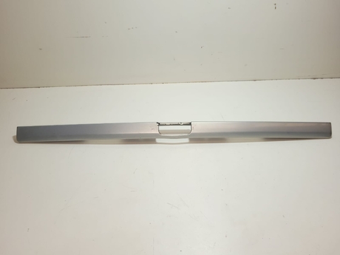 Moldura Friso Tampa Traseira VW Golf 1994/1998 Com Detalhes