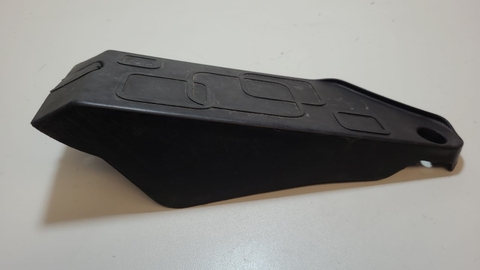 Moldura Descanso Pé Fiat Strada 2016/17 Original 100186672