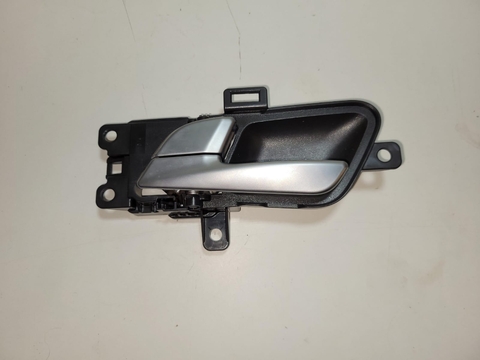 Maçaneta Interna Tras.Esquerda Hyundai Creta 2022 83613C9000