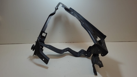 Suporte Farol L.D Mercedes C180 2012 204626045