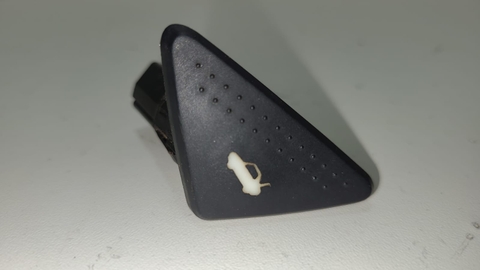 Botão Comando Abertura Porta Malas Ford Focus 2001/08 D3L0A