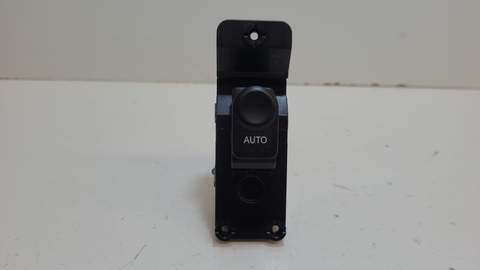 Botão Vidro Traseiro Esquerdo Hb20 2016 1.0 Turbo 39X5111210