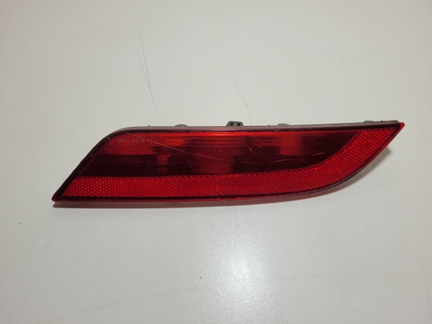 Refletor Para-choque Tras. Lado Esquerdo Fox 2015 C/ Detalhe