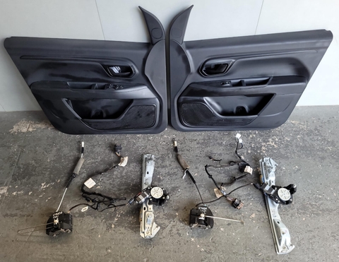 Kit Forro Porta e Vidro Elétrico Strada Freedom CS 2021 Orig