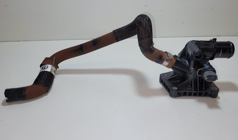 Carcaça Válvula Termostática c/mangueira Strada 1.3 05741