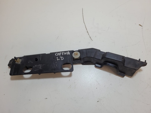 Guia Para-choque Lado Direito Captiva 2.4 2010 812523561