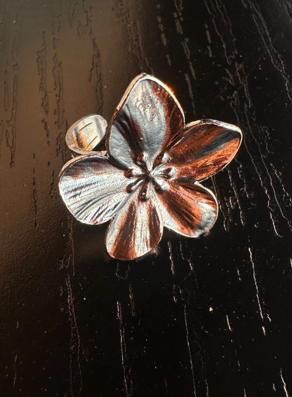 Anillo flor