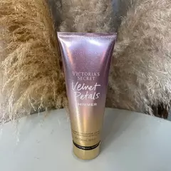 Victoria's Secret Velvet Petals Shimmer - Oásis Parfums