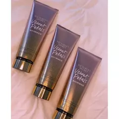 Victoria's Secret Velvet Petals Shimmer - loja online