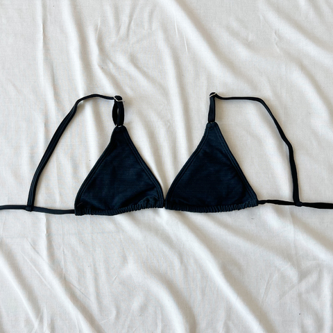 Triangulito regulable texturado saint tropez NEGRO