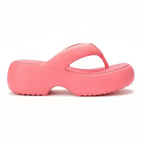 Chinelo Feminino Nuvem Plataforma Free Fuzzy