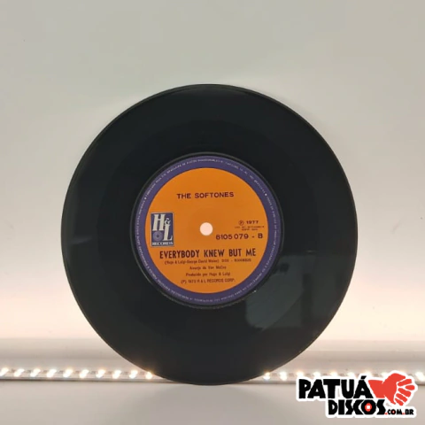 The Softones - Go On With The Show / Everybody Knew But Me - 7"