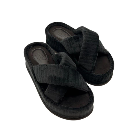 PAPETE X AGATHA PRETO
