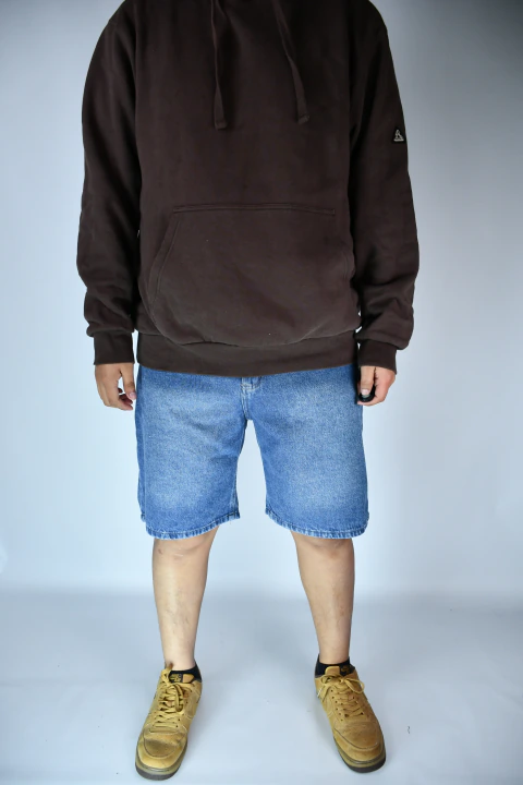 BERMUDA AZUL CLASICO LISO
