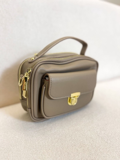 MINI BEG ESTRUTURADA LIZ MARFIM