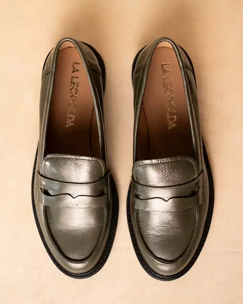 Mocasines charol verde Meliné