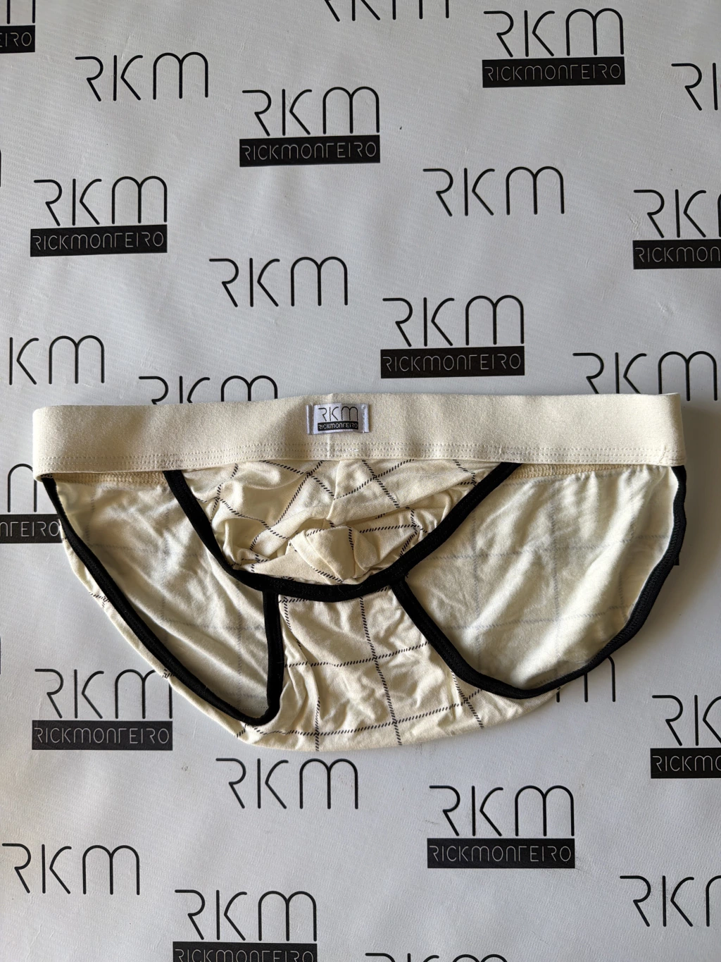 Cueca Recorte Lateral