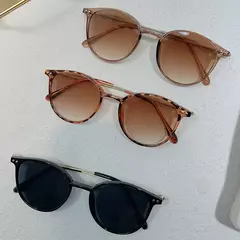 Óculos redondos com armação metálica para homens e mulheres, óculos retrô da moda hippie, proteção UV, óculos de verão na internet