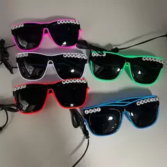 Led apenas casado óculos de casamento noiva para ser surpresa presente casal óculos lembranças brilhantes coração óculos de sol casados - GT SHOP