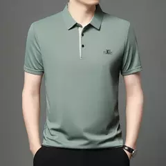 Novo negócio masculino casual camisa de manga curta com emblema cor sólida camisa polo moda respirável confortável versátil topo
