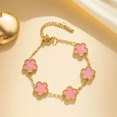 A pulseira dupla face de aço inoxidável com pétalas de cinco folhas e trevos banhados a ouro é o melhor presente de família para mães, meninos - GT SHOP