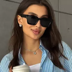 2 pçs nova armação quadrada óculos de sol mulher grande quadro design óculos de sol feminino lente preta estilo simples uv400 oculos na internet