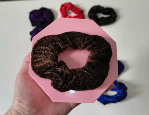 Elástico de Cabelo Veludo Scrunchie (Unidade) - Glamour & Glitter