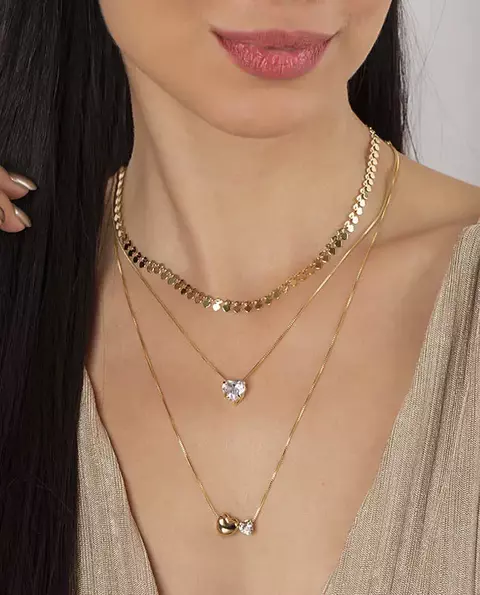 Trio de colares dourado medalhinhas coração