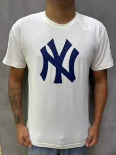 Camiseta New Era