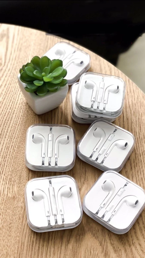 Auricular de cable ficha lighting