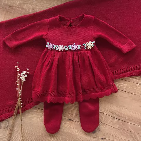 Saída Maternidade Feminina de Tricô Luxo Vermelha Bordado Flores - comprar online