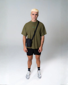 REMERA OVERSIZE BASIC en internet