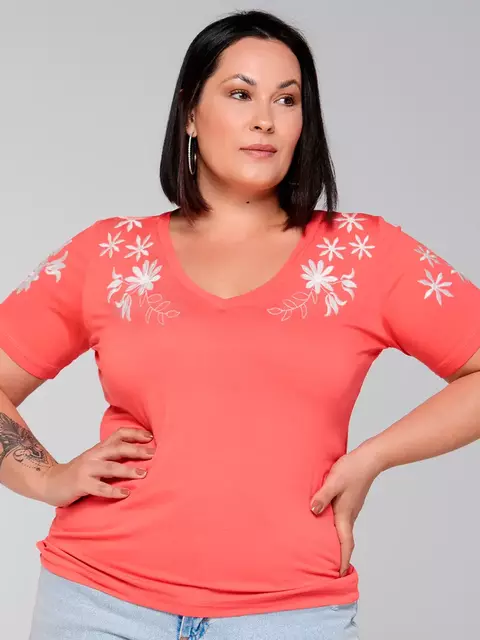 T-shirt Bordada Alice