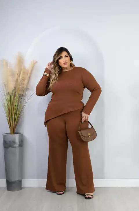 Conjunto de frio Assimetrico Blusa manga longa e Calça