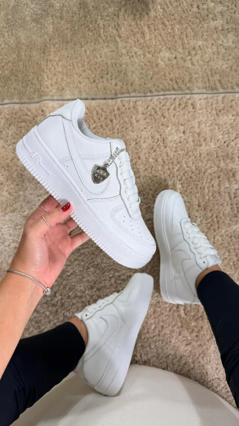 AIR FORCE DE COURO
