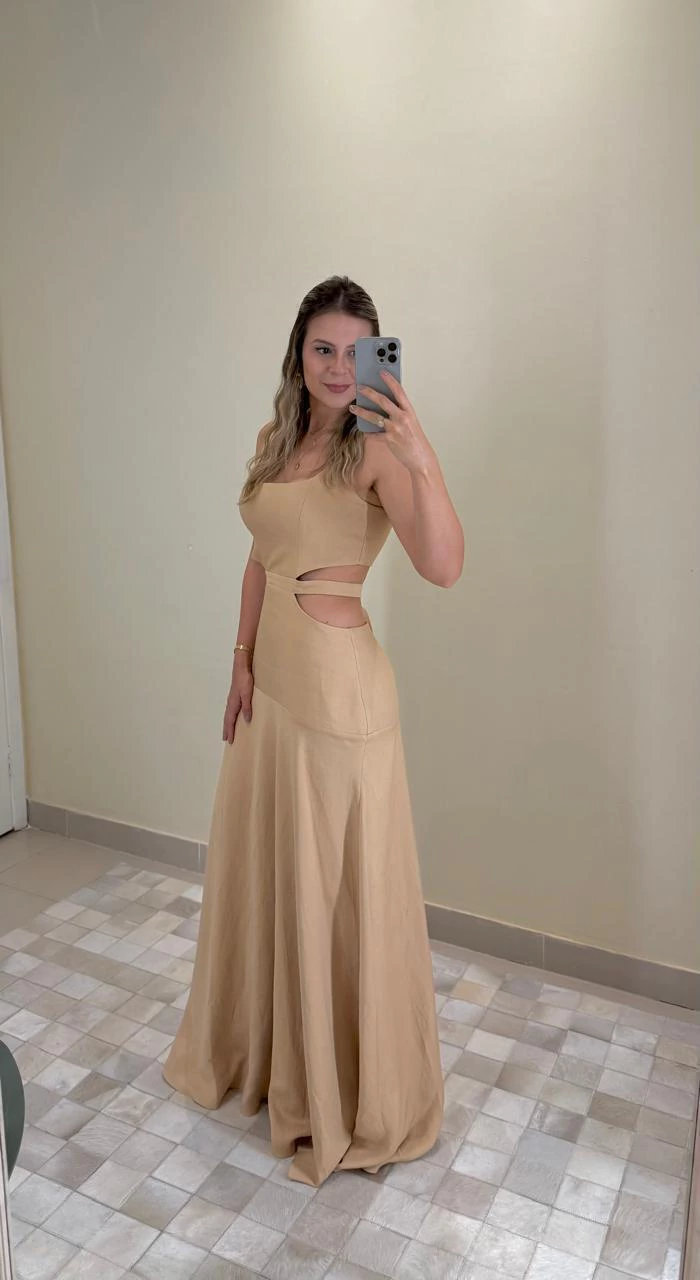Vestido Longo Recortes Cintura Alfaiataria