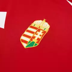 Camisa Seleção Hungria I 24/25 Eurocopa 2024 - Torcedor Adidas Masculina - Vermelha com detalhes em branco - EM SPORTS