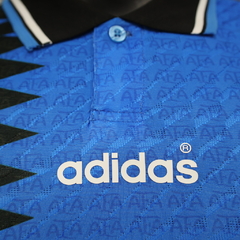 Camisa Retrô Seleção da Argentina II 1994 - Jogador Adidas Masculina - Azul com detalhes em preto na internet