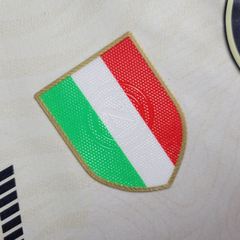 Camisa Napoli Edição especial 24/25 - Torcedor EA7 Masculina - Branca com detalhes em bege - loja online