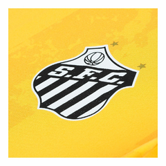 Camisa Retrô Santos Brasil Copa 2022 - Masculina - Amarela com detalhes em verde na internet